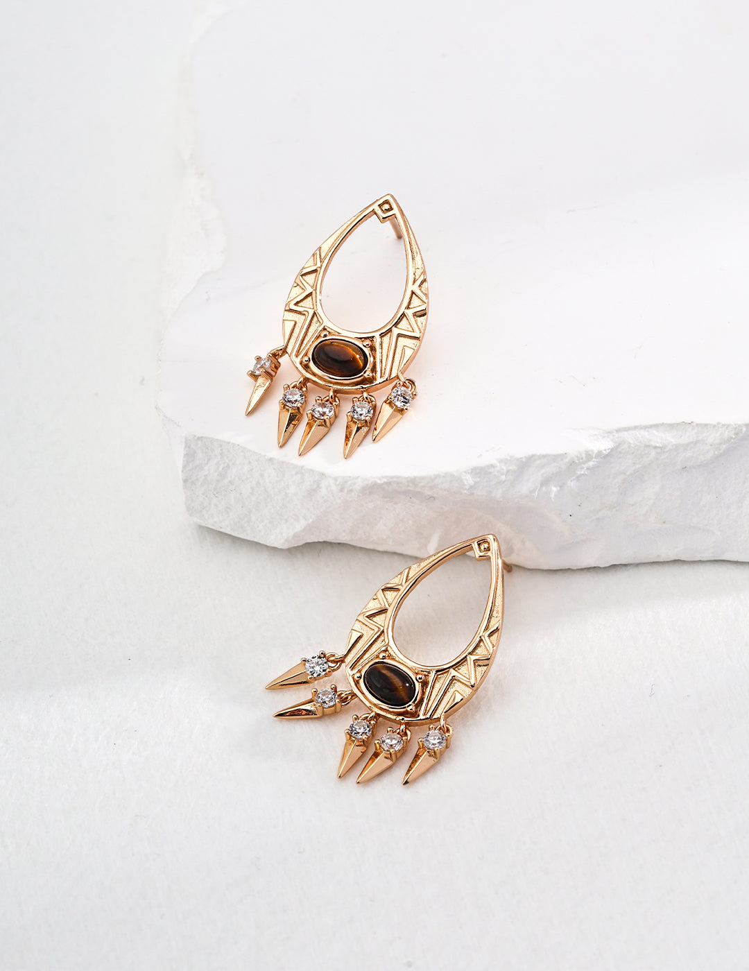 Sterling Silver Black Agate/Tiger's Eye Stone Vintage Earrings