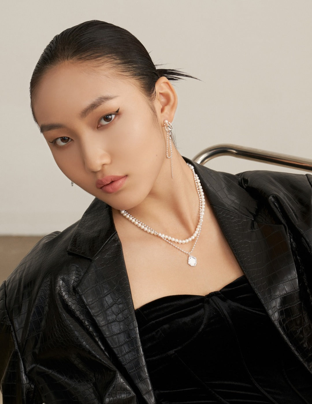 Mirror Design Sterling Silver Double-layer Pearl Necklace