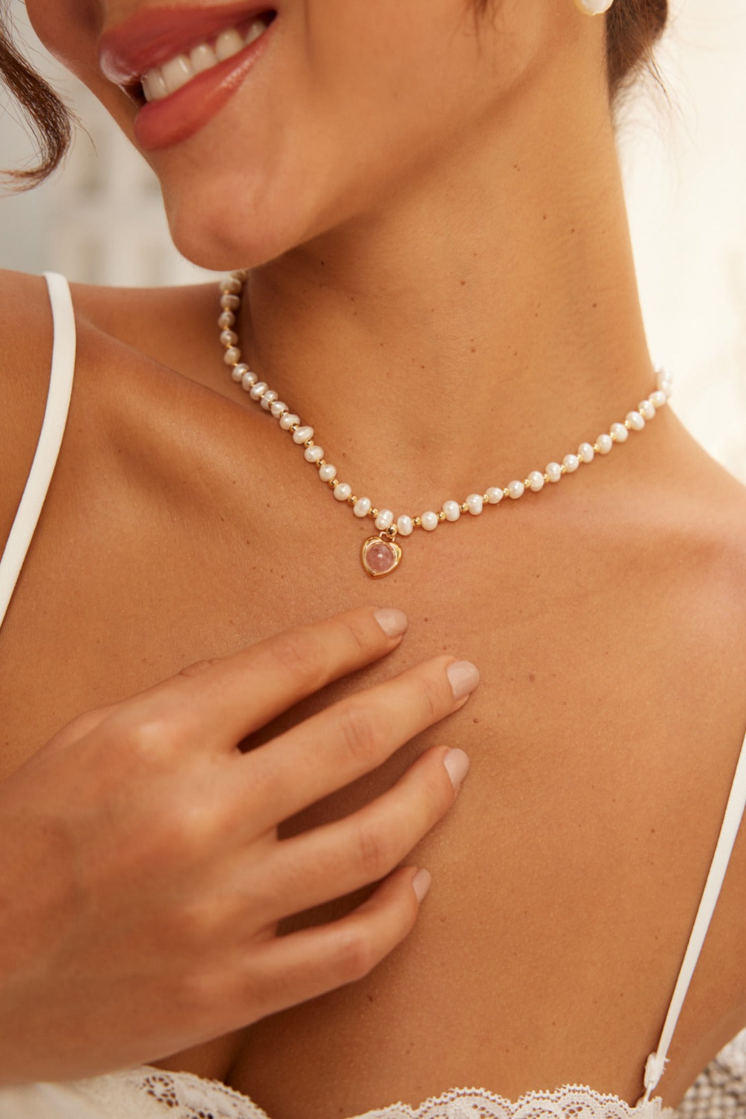 Natural Strawberry Quartz Pearl Necklace – Freshwater Pearl Choker with Heart Pendant