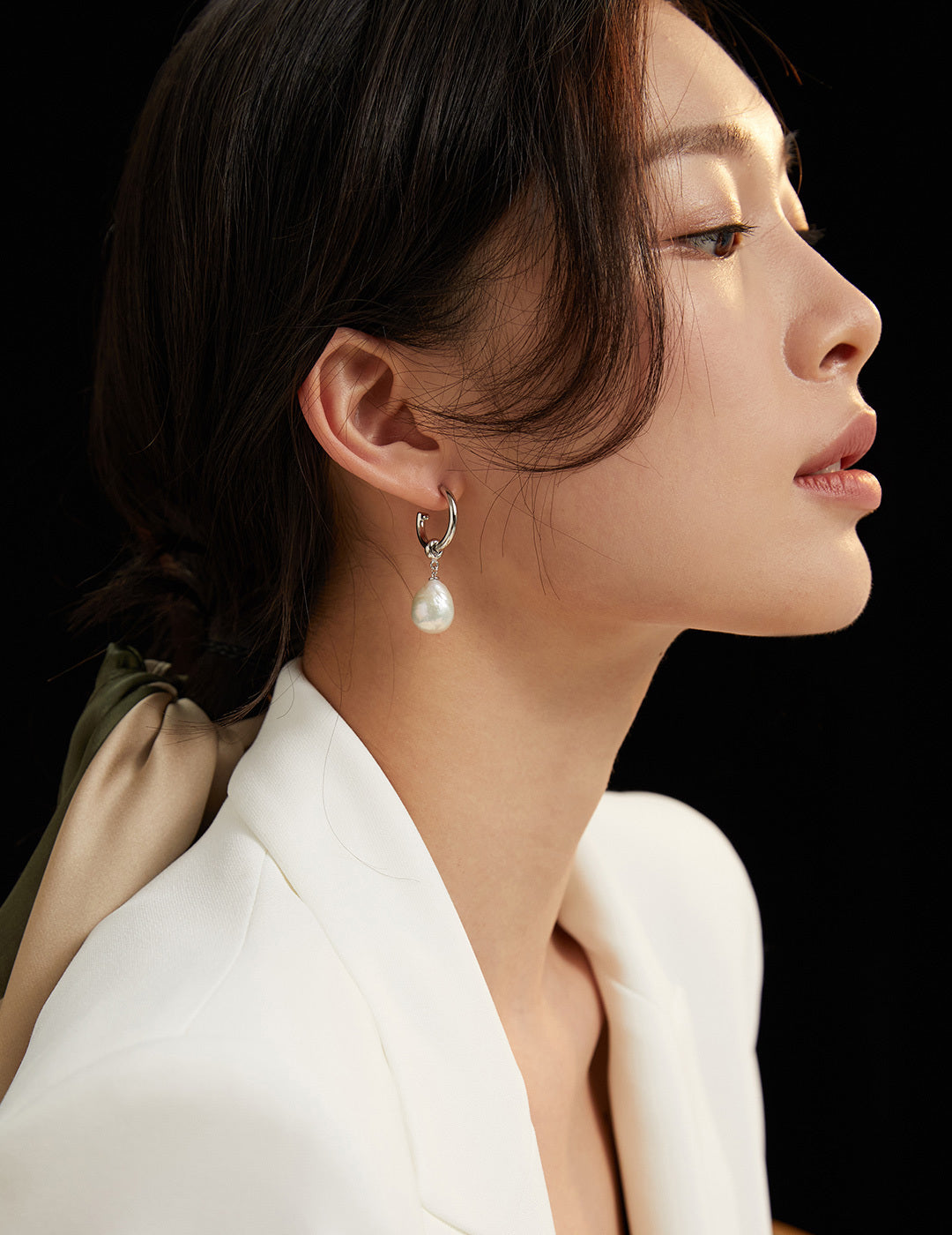 Two Ways to Wear Irregular Baroque Pearl Earrings