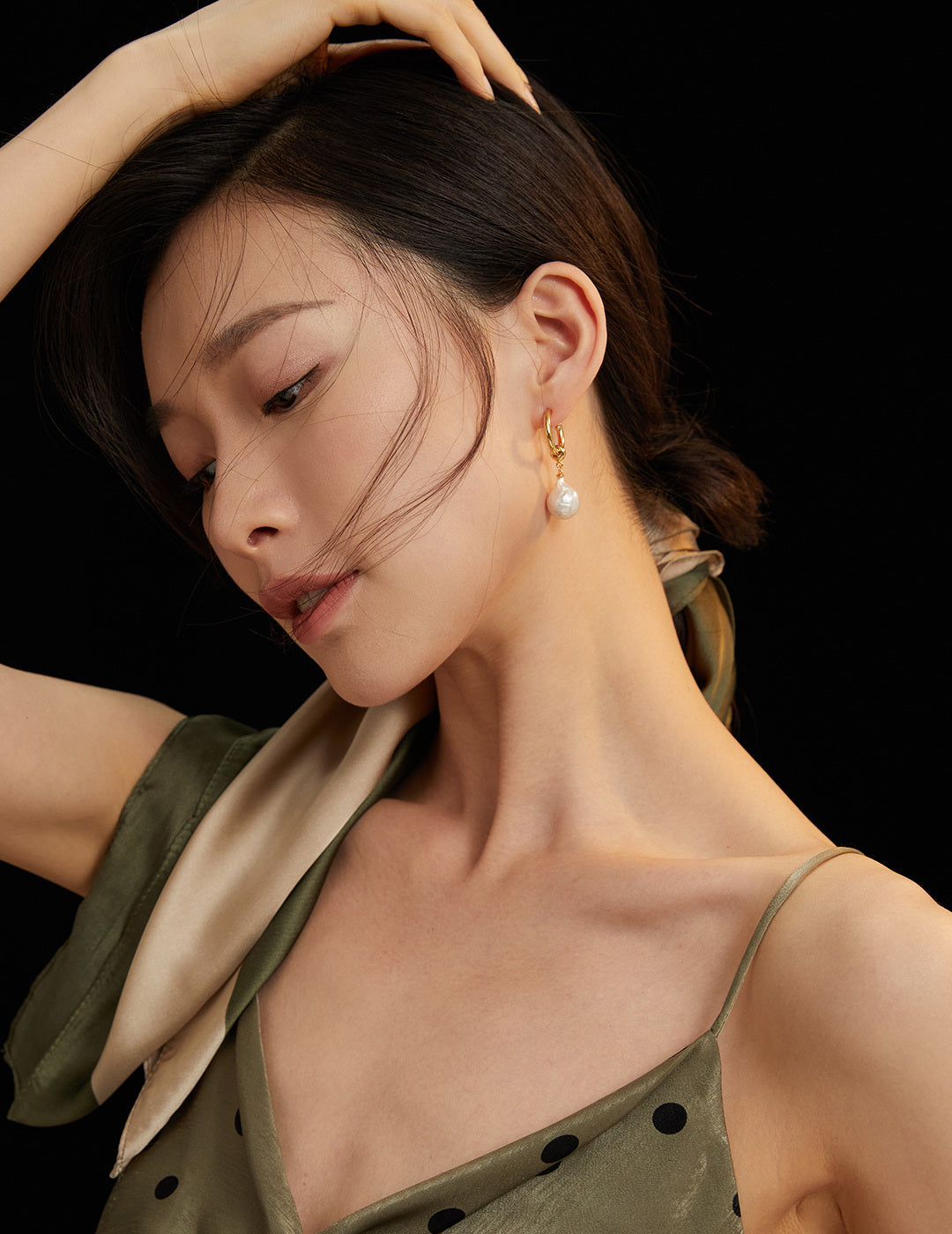 Two Ways to Wear Irregular Baroque Pearl Earrings