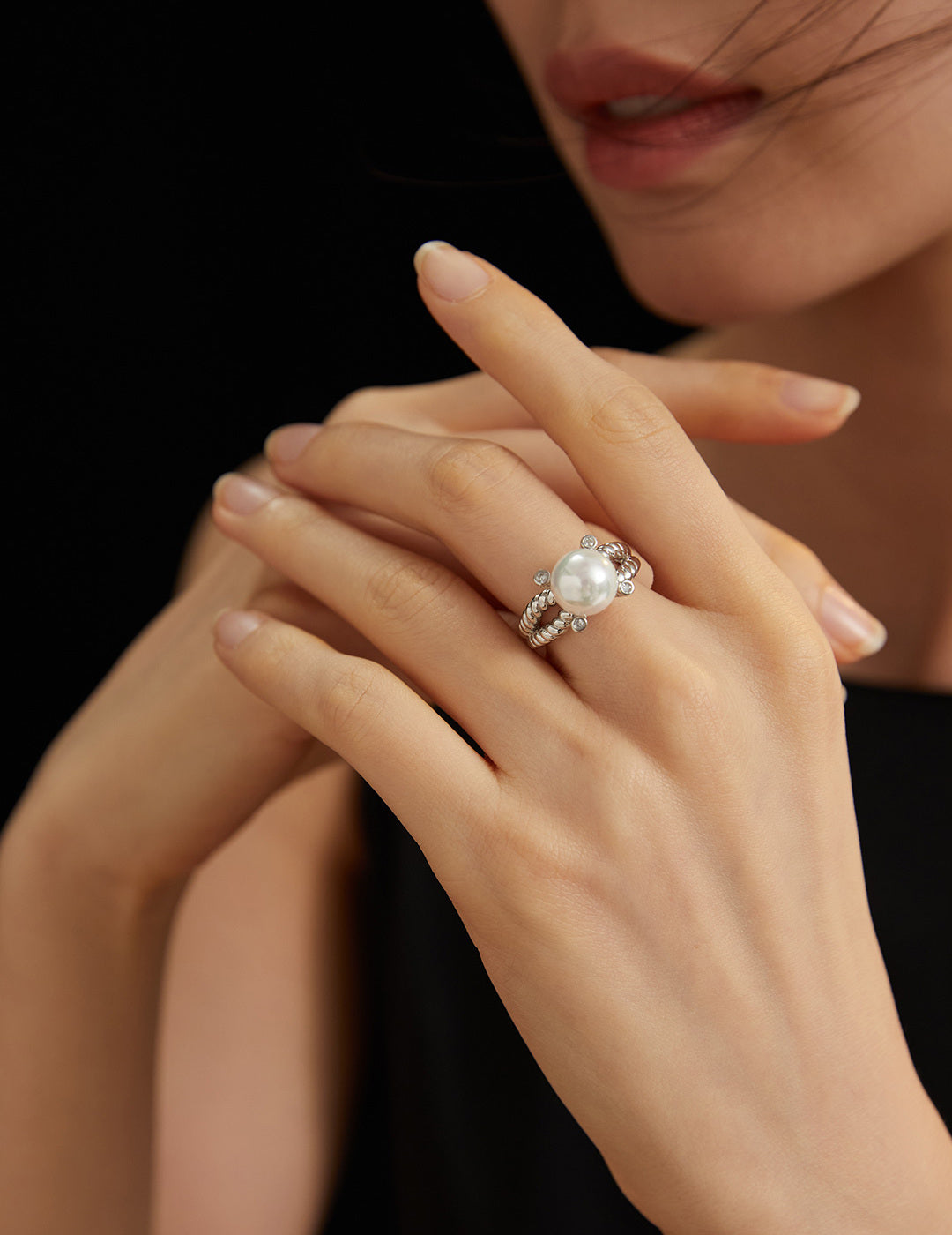 Stunning Sterling Silver Spiral Pearl Ring