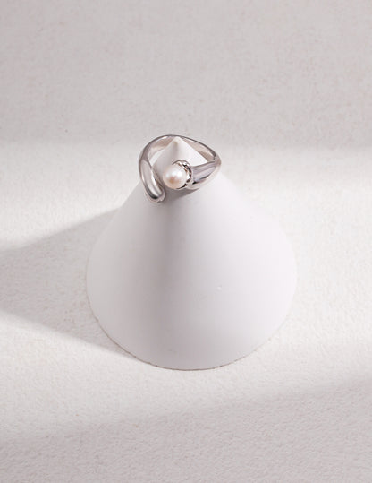 Classic Liquid Shape Sterling Silver Pearl Ring