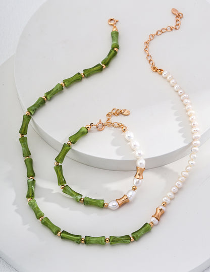 Elegant Resin Green Bamboo and Pearl Necklace