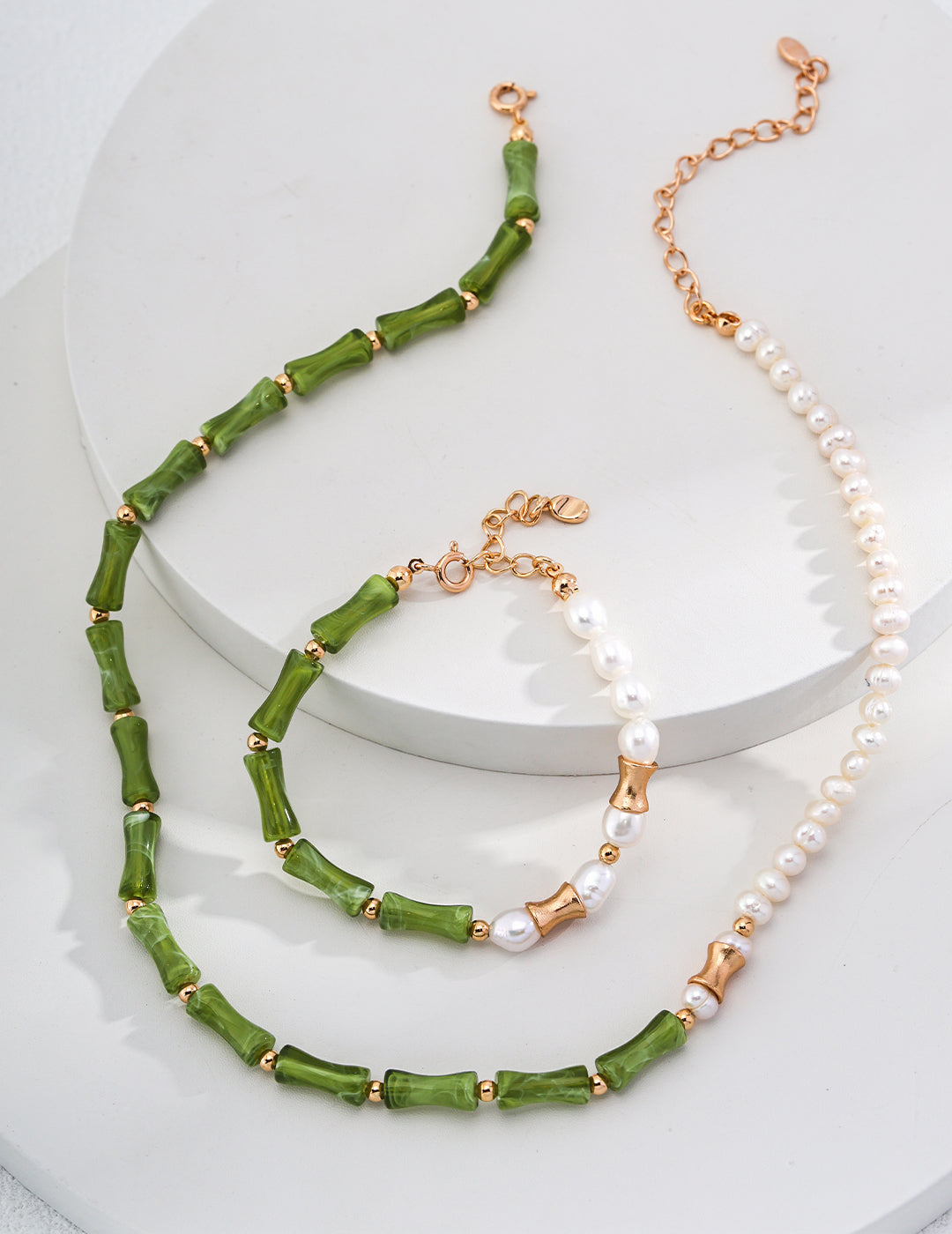 Elegant Resin Green Bamboo and Pearl Bracelet