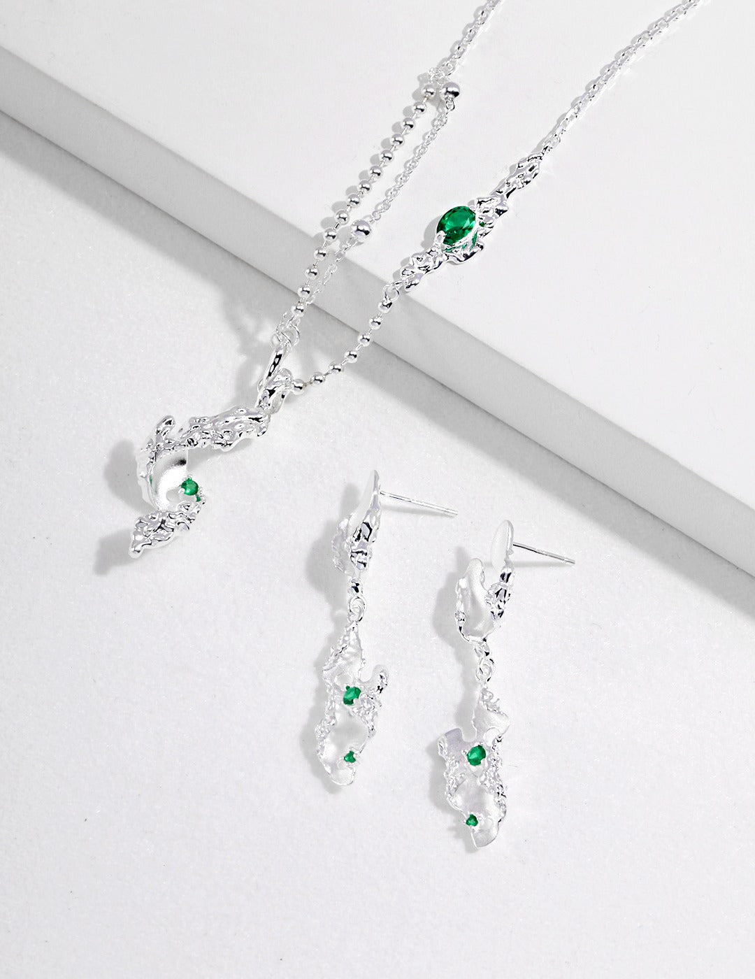 Sterling Silver Leaf Green Zircon Necklace