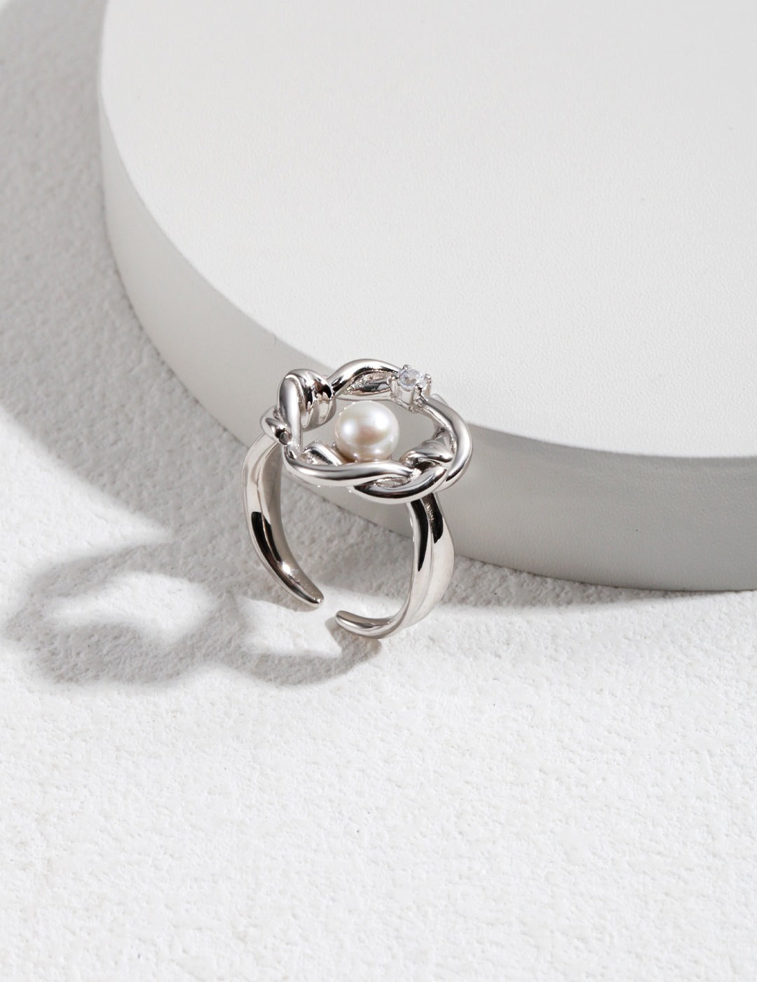 Minimalist Sterling Silver Pearl Ring Willow Branch Design