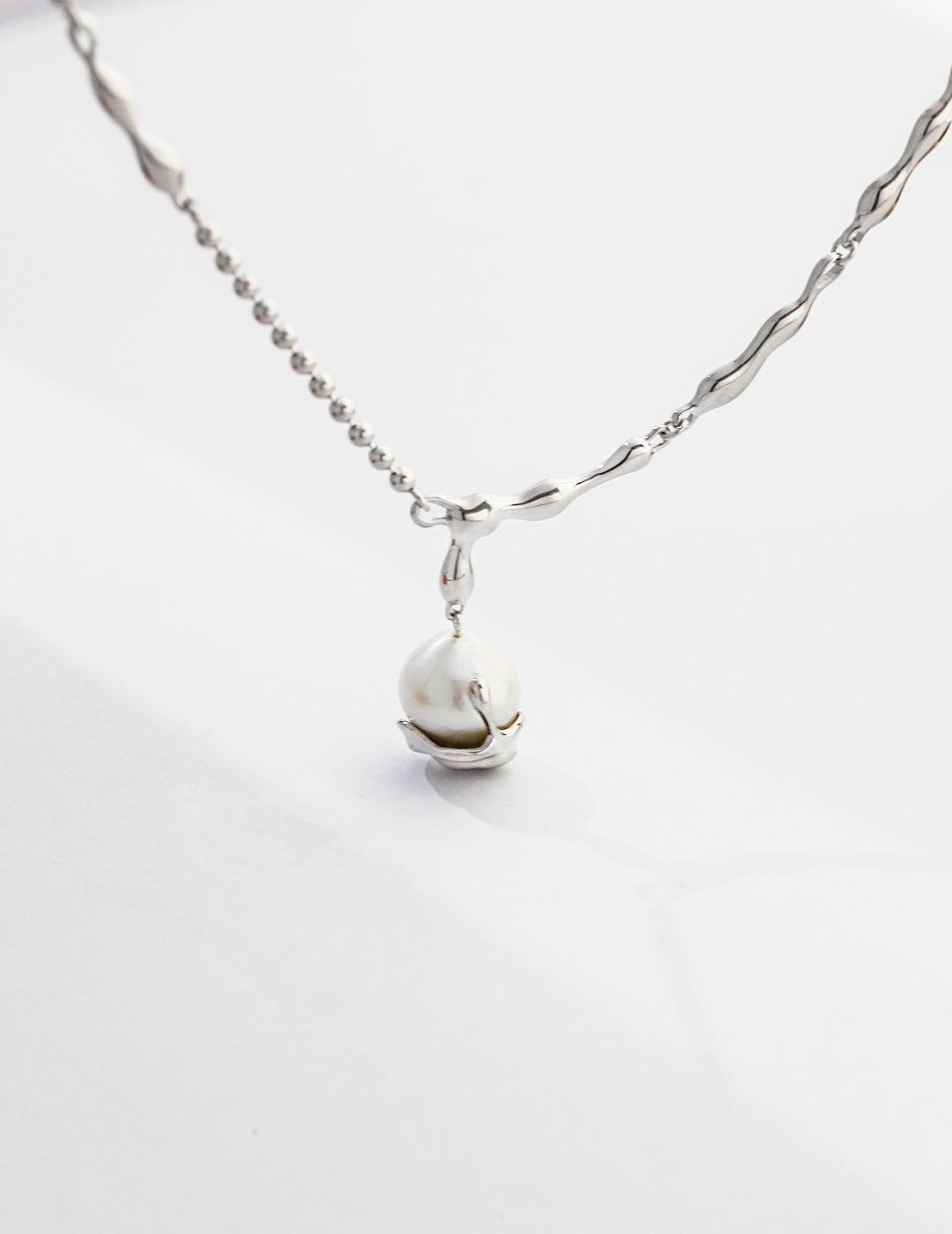 Nature-inspired Design Sterling Silver Pearl Pendants Baroque Pearl Necklace